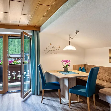 Διαμέρισμα Haus Alpenheim 1 *