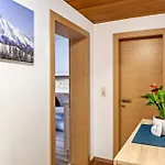 Haus Alpenheim 1 아파트 턱스